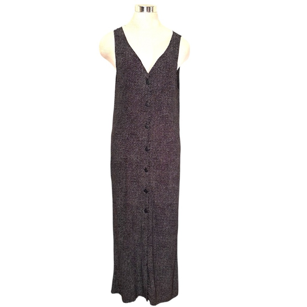 Black Sleeveless Maxi Dress - Picture 10 of 10